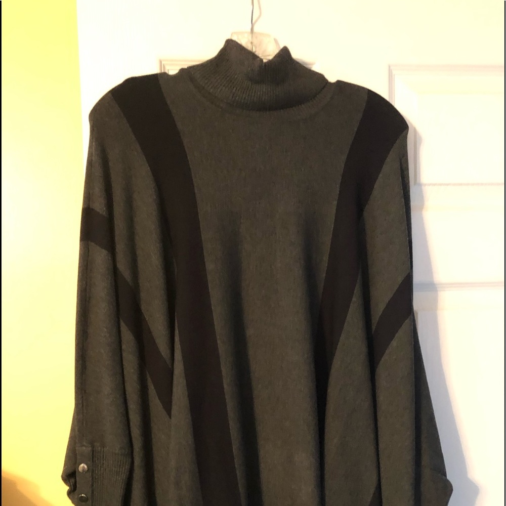 Turtleneck poncho